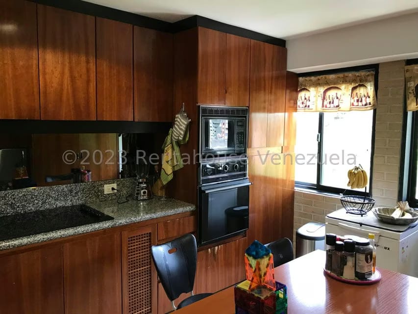 Apartamento (Penthouse) en Venta en Los Naranjos del Cafetal, Distrito Metropolitano - 30
