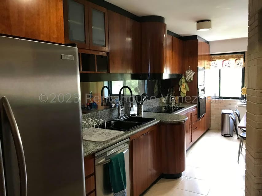 Apartamento (Penthouse) en Venta en Los Naranjos del Cafetal, Distrito Metropolitano - 36