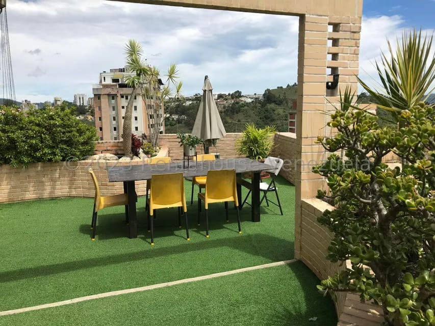 Apartamento (Penthouse) en Venta en Los Naranjos del Cafetal, Distrito Metropolitano - 6
