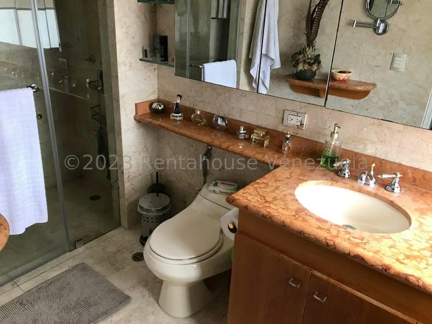Apartamento (Penthouse) en Venta en Los Naranjos del Cafetal, Distrito Metropolitano - 56