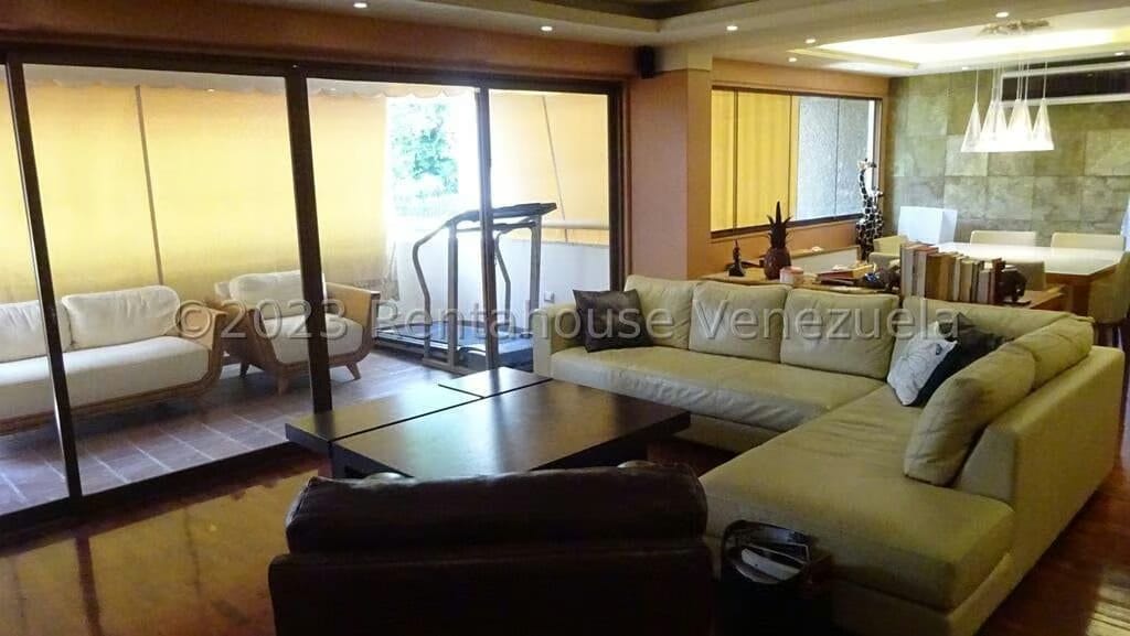 APARTAMENTO EN VENTA SELENE MARIN MLS#24-6305 - 2