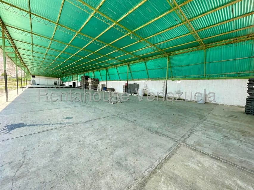 Comercial (Local Comercial) en Venta en Parroquia Juan de Villegas, Lara - 12