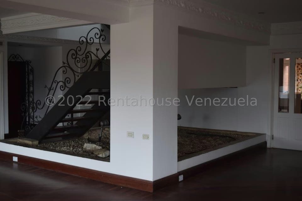 Apartamento (1 Nivel) en Venta en Campo Alegre, Distrito Metropolitano - 11