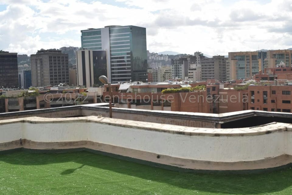 Apartamento (1 Nivel) en Venta en Campo Alegre, Distrito Metropolitano - 27