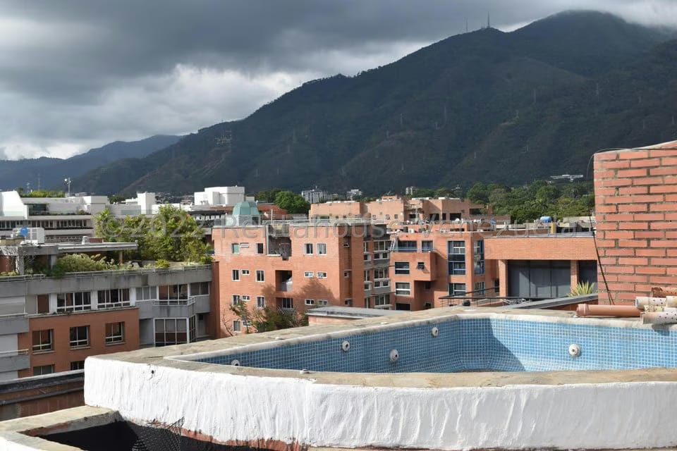 Apartamento (1 Nivel) en Venta en Campo Alegre, Distrito Metropolitano - 30
