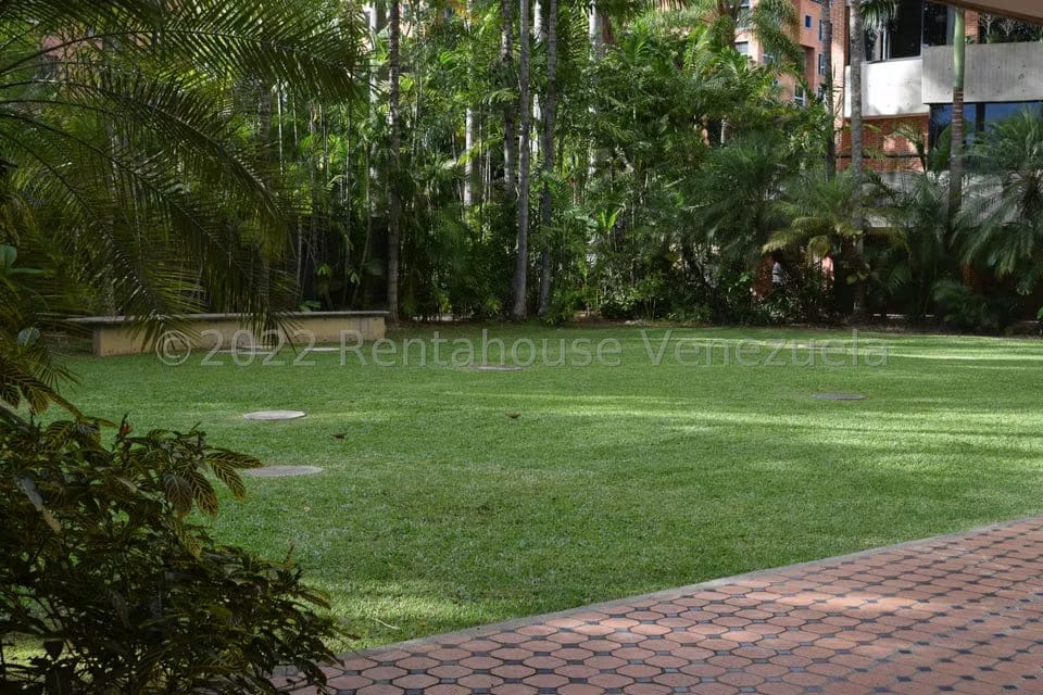 Apartamento (1 Nivel) en Venta en Campo Alegre, Distrito Metropolitano - 38