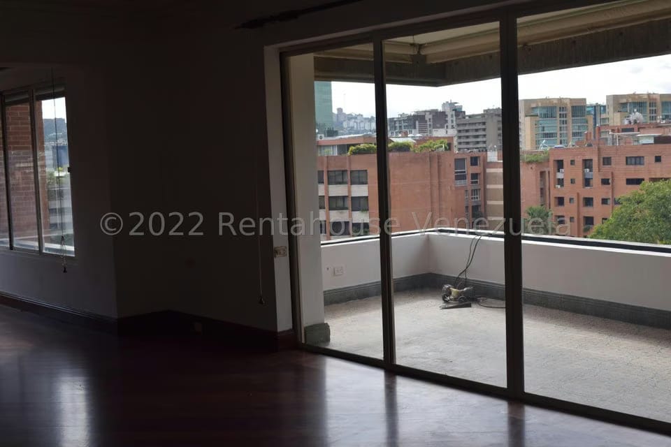 Apartamento (1 Nivel) en Venta en Campo Alegre, Distrito Metropolitano - 9