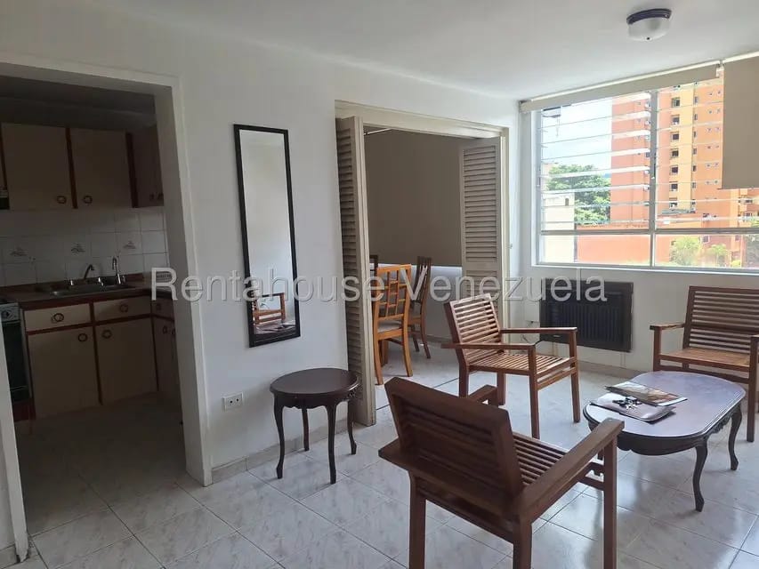 Apartamento (1 Nivel) en Alquiler en El Recreo, Distrito Metropolitano - 6