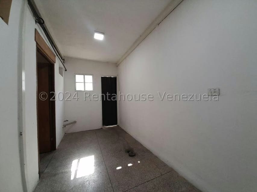Comercial (Local Comercial) en Alquiler en La Piedad Norte, Lara - 22