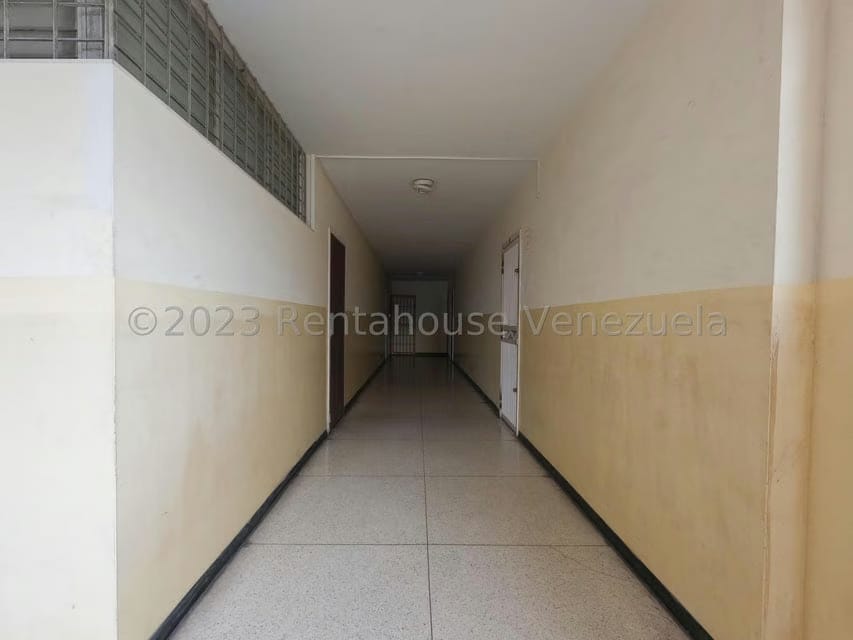 Comercial (Edificio) en Venta en Centro, Lara - 6