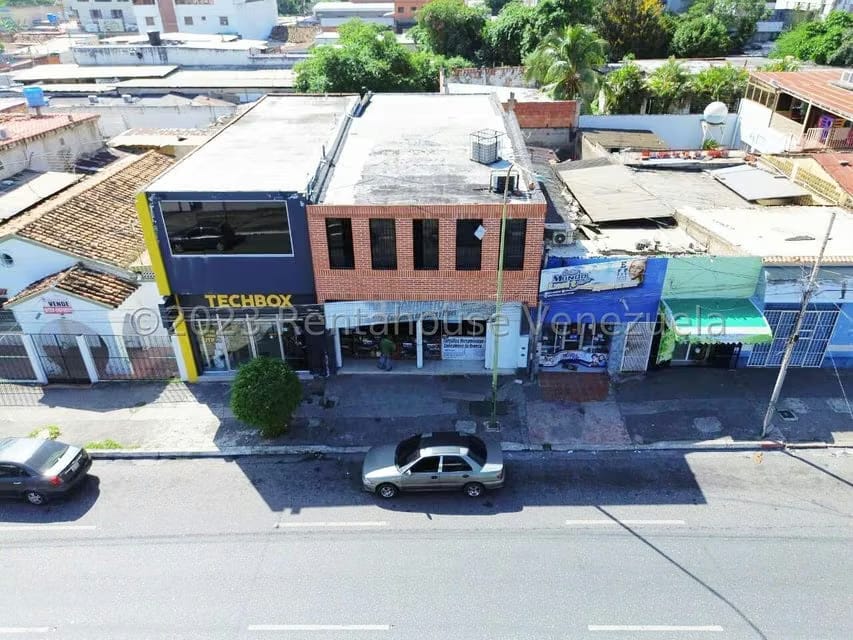 Comercial (Edificio) en Venta en Centro, Lara - 2