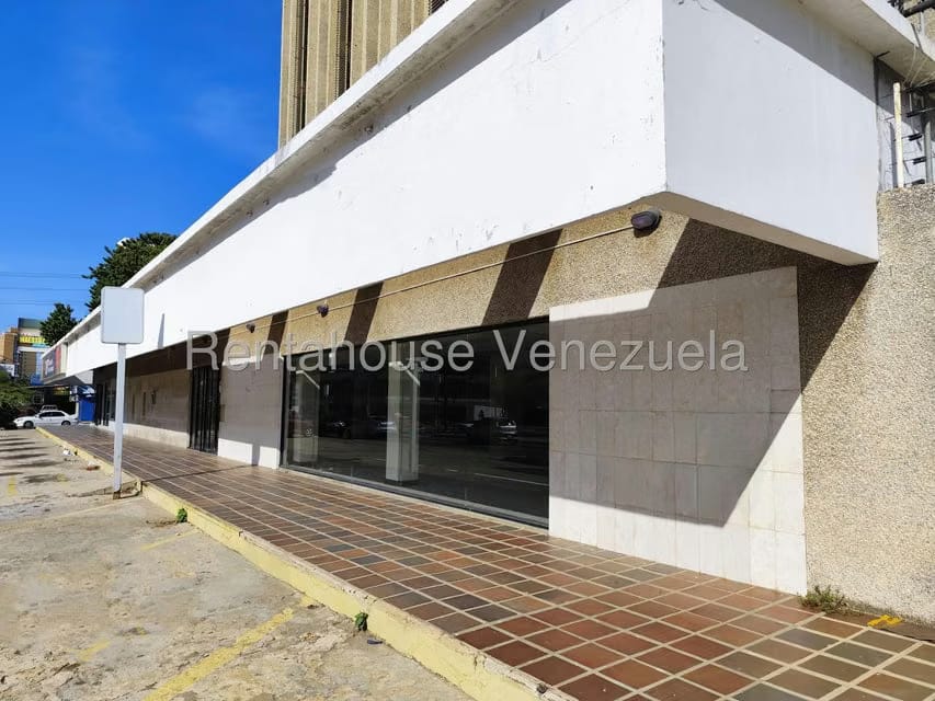 Comercial (Local Comercial) en Venta en Avenida Bella Vista, Zulia - 2