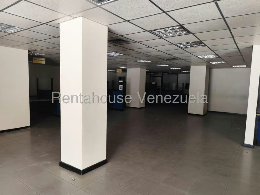 Comercial (Local Comercial) en Venta en Avenida Bella Vista, Zulia - 15