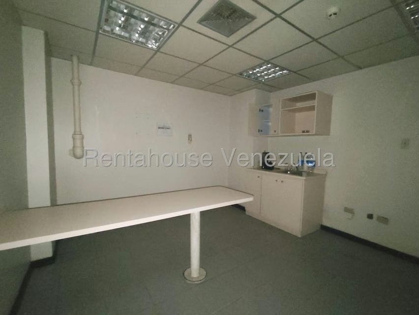 Comercial (Local Comercial) en Venta en Avenida Bella Vista, Zulia - 27
