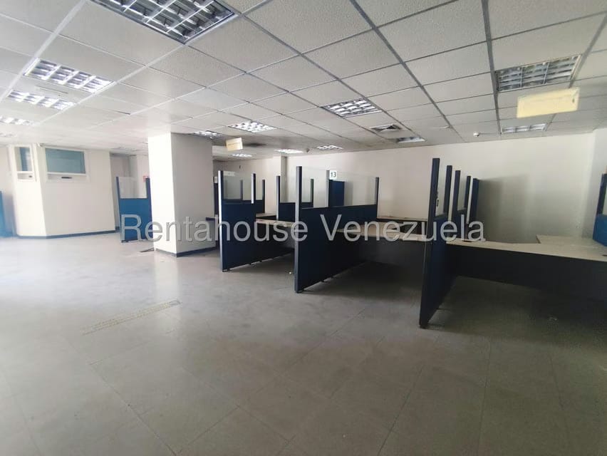 Comercial (Local Comercial) en Venta en Avenida Bella Vista, Zulia - 41