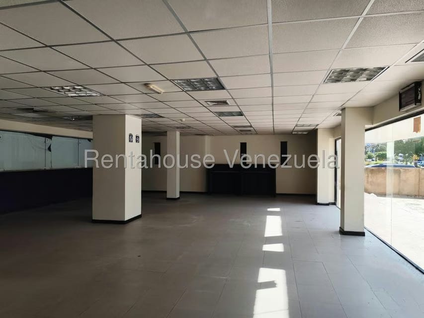 Comercial (Local Comercial) en Venta en Avenida Bella Vista, Zulia - 7