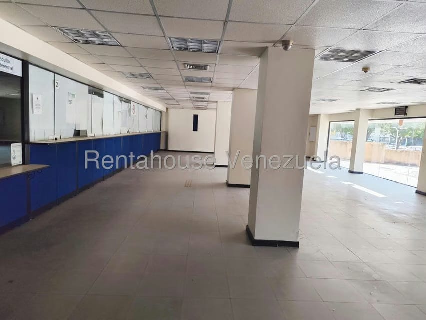Comercial (Local Comercial) en Venta en Avenida Bella Vista, Zulia - 10