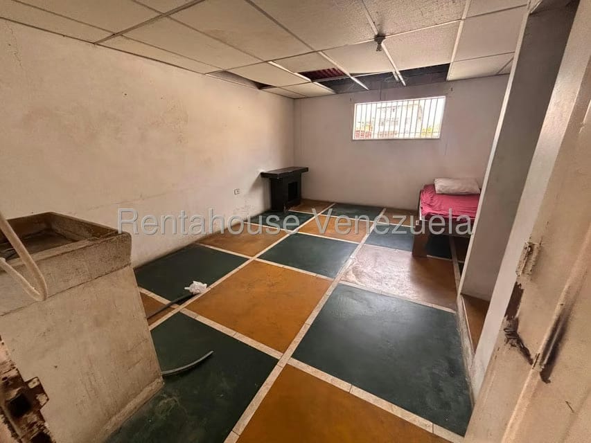 Casa (Multipes Niveles) en Venta en Zona Oeste, Lara - 33