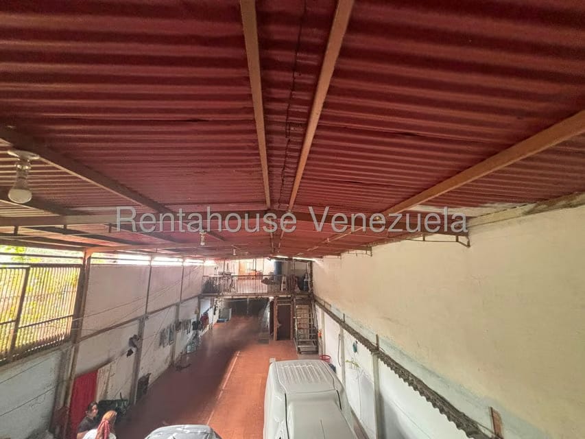 Casa (Multipes Niveles) en Venta en Zona Oeste, Lara - 35