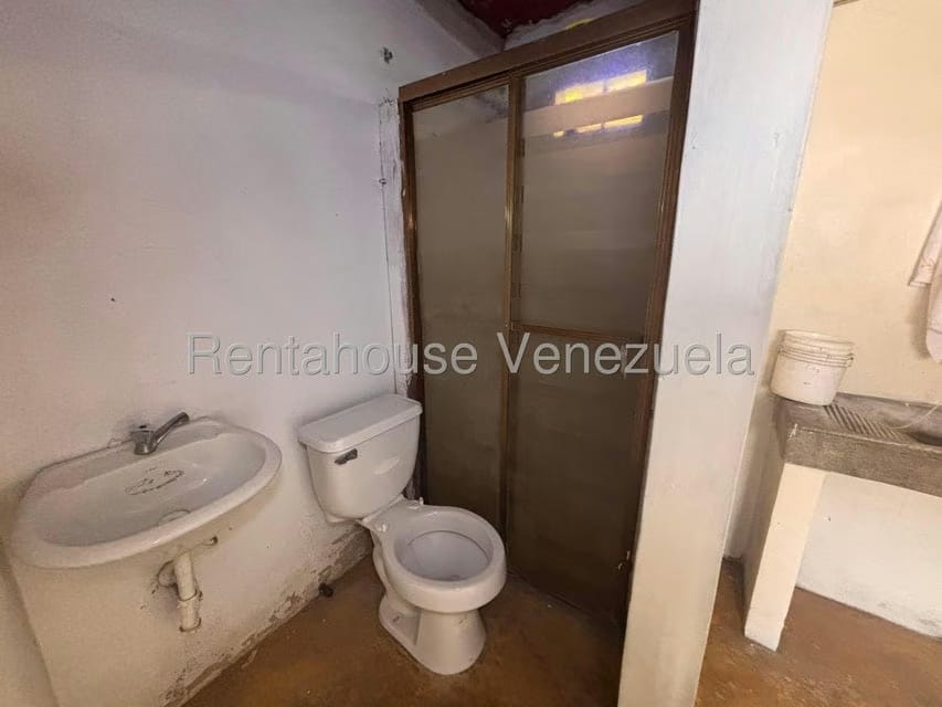 Casa (Multipes Niveles) en Venta en Zona Oeste, Lara - 42