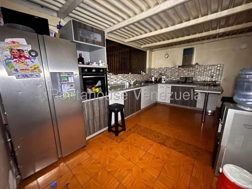 Casa (Multipes Niveles) en Venta en Zona Oeste, Lara - 9