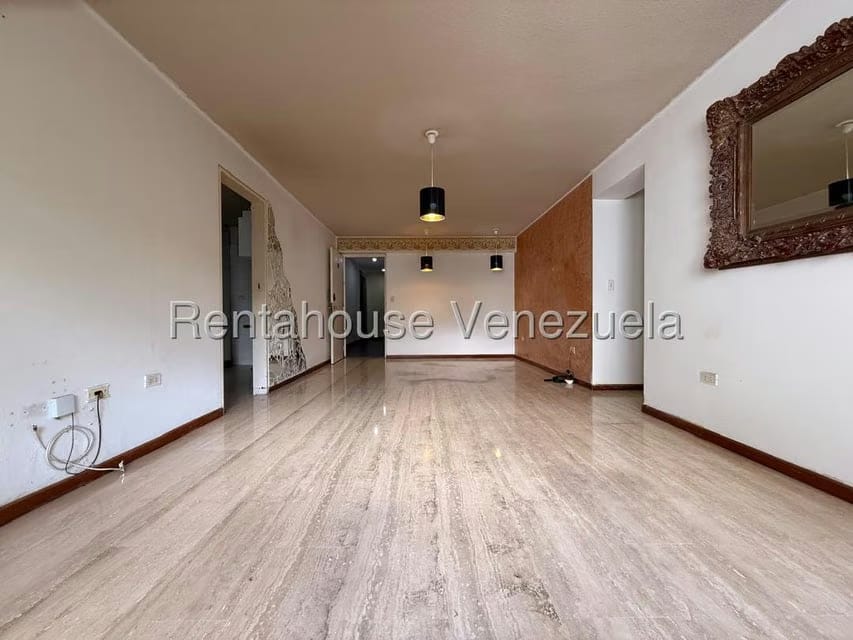 Apartamento (1 Nivel) en Venta en Guaicay, Distrito Metropolitano - 12