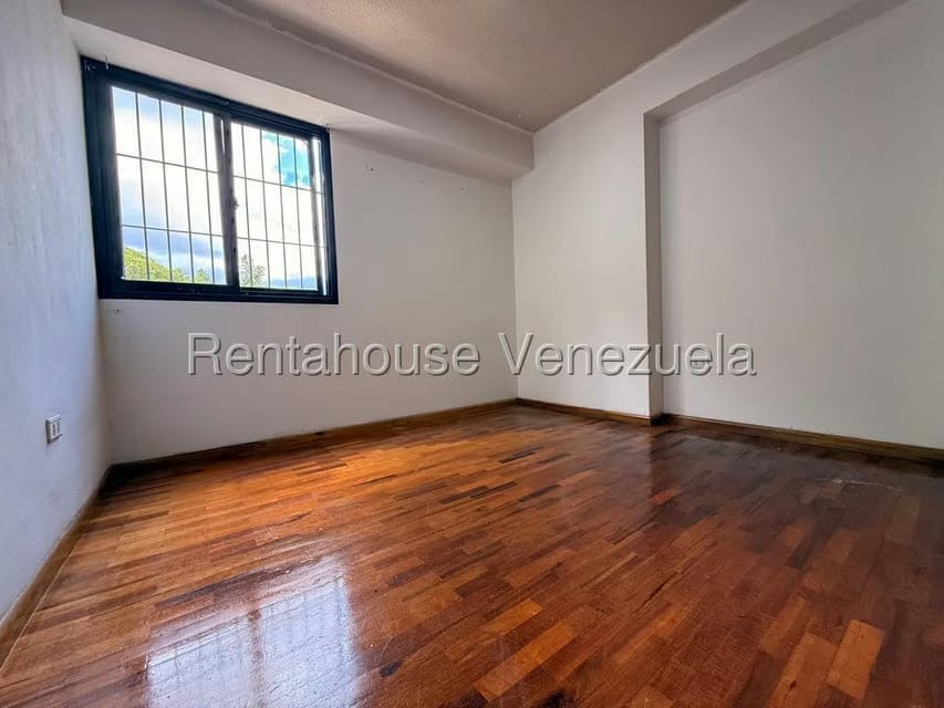 Apartamento (1 Nivel) en Venta en Guaicay, Distrito Metropolitano - 20
