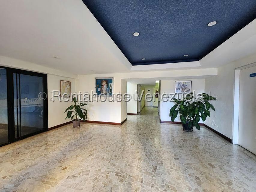Apartamento (1 Nivel) en Venta en Guaicay, Distrito Metropolitano - 3