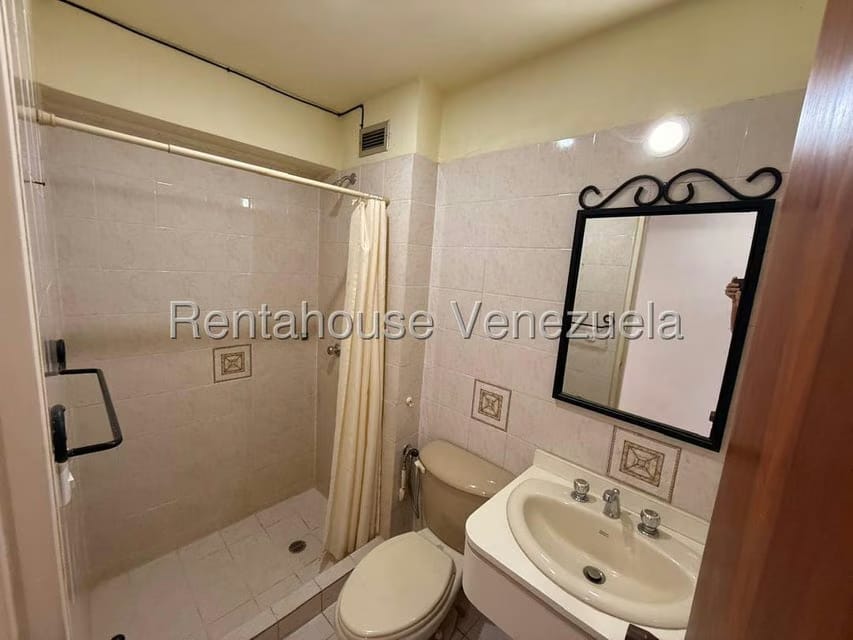 Apartamento (1 Nivel) en Venta en Guaicay, Distrito Metropolitano - 21