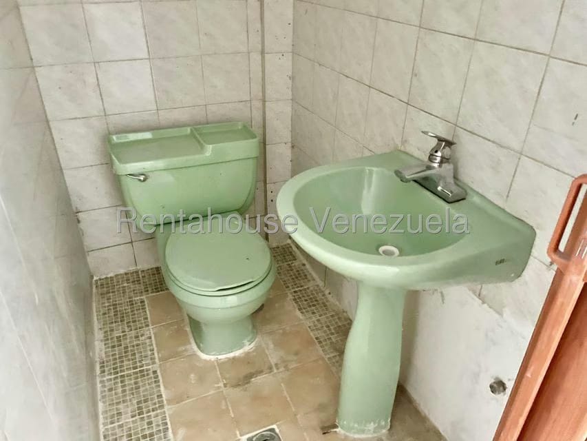 Comercial (Local Comercial) en Venta en Punto Fijo, Falcon - 11
