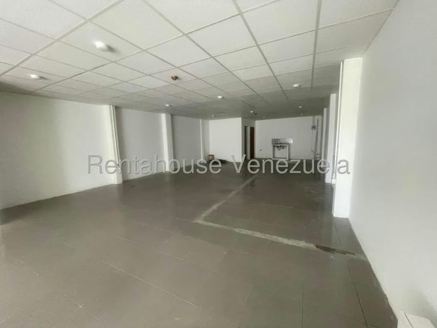 Comercial (Local Comercial) en Venta en Punto Fijo, Falcon - 16