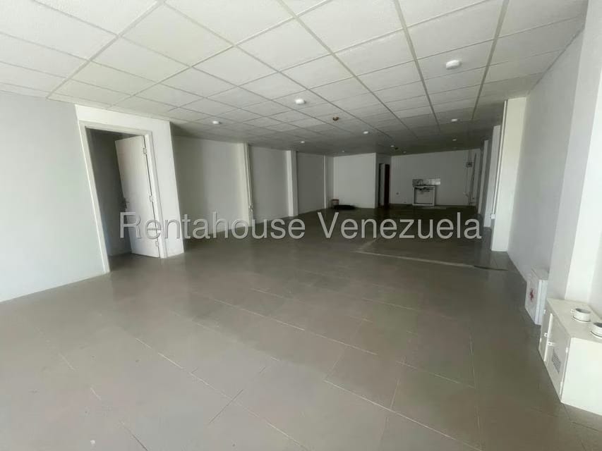 Comercial (Local Comercial) en Venta en Punto Fijo, Falcon - 18