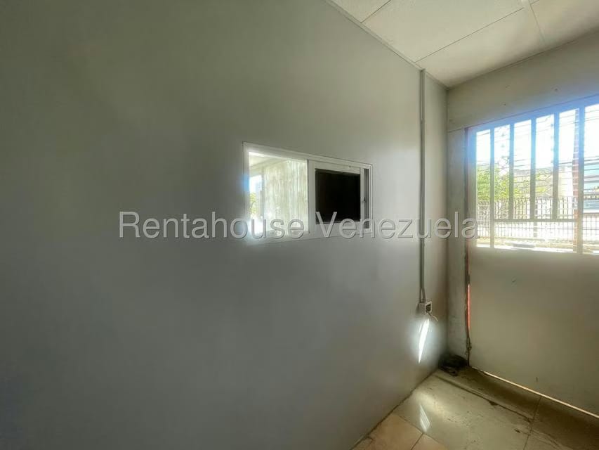 Comercial (Local Comercial) en Venta en Punto Fijo, Falcon - 21