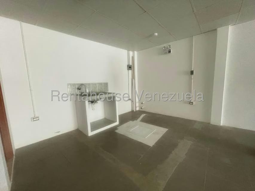 Comercial (Local Comercial) en Venta en Punto Fijo, Falcon - 24