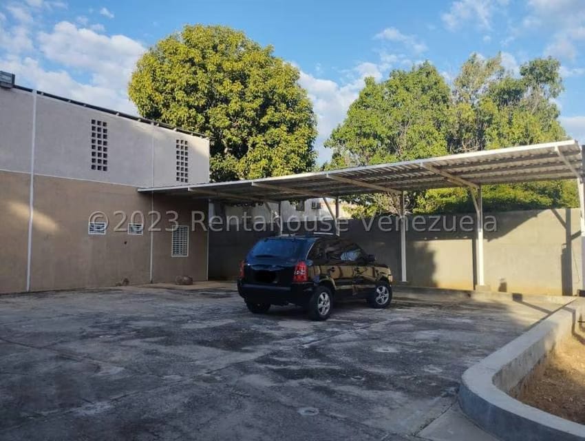 Comercial (Galpon - Deposito) en Venta en Circunvalacion Dos, Zulia - 7
