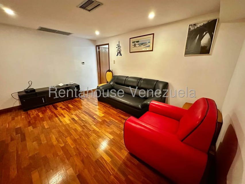 Apartamento (Penthouse) en Venta en La Lagunita Country Club, Distrito Metropolitano - 13