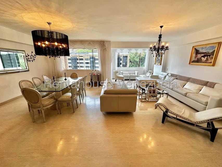 Apartamento (Penthouse) en Venta en La Lagunita Country Club, Distrito Metropolitano - 3