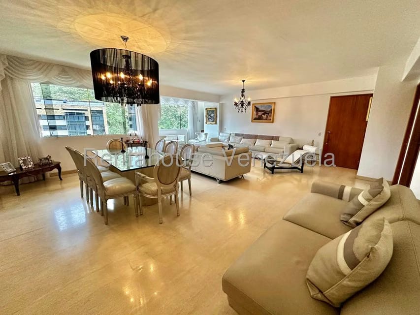 Apartamento (Penthouse) en Venta en La Lagunita Country Club, Distrito Metropolitano - 4