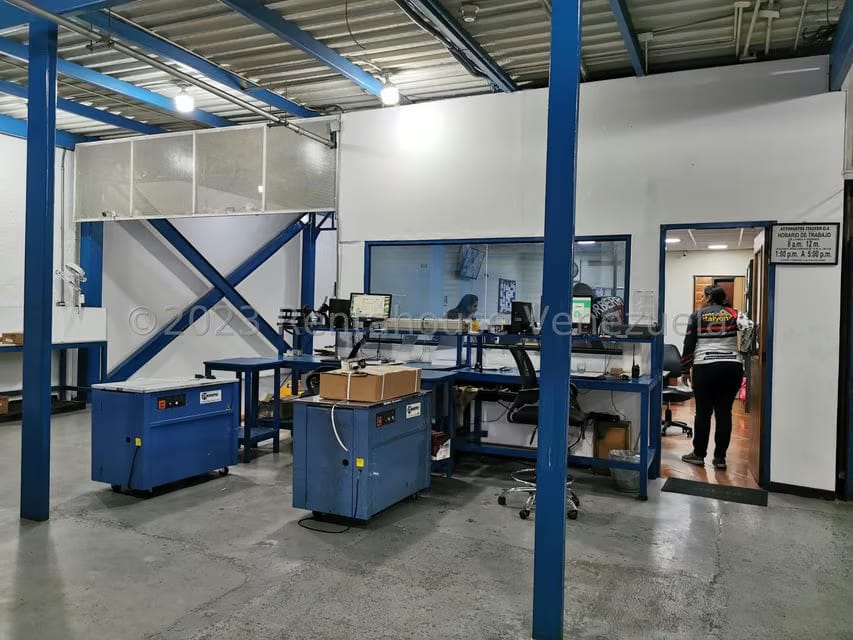 Comercial (Local Comercial) en Alquiler en Bella Vista, Distrito Metropolitano - 2