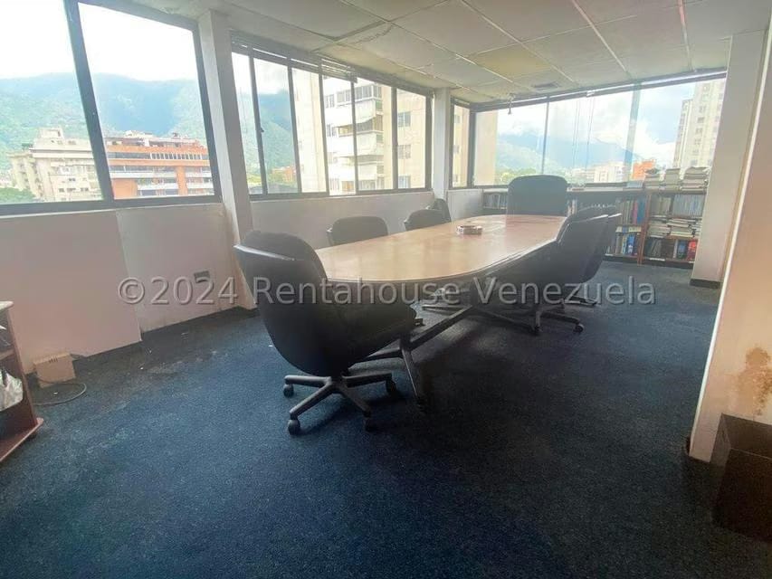 Comercial (Oficina) en Alquiler en Las Delicias de Sabana Grande, Distrito Metropolitano - 17