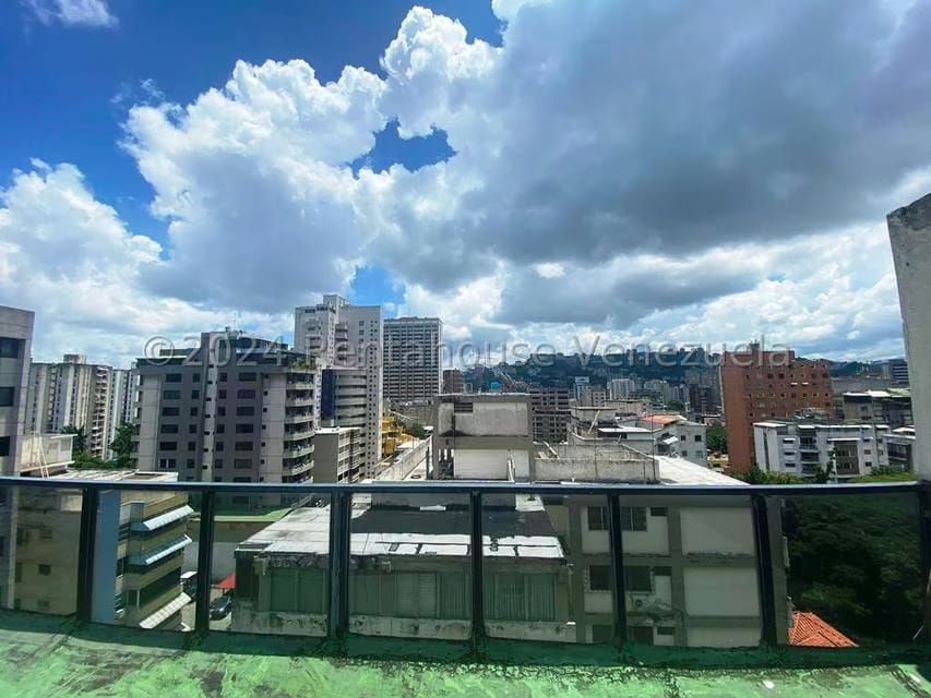 Comercial (Oficina) en Alquiler en Las Delicias de Sabana Grande, Distrito Metropolitano - 20