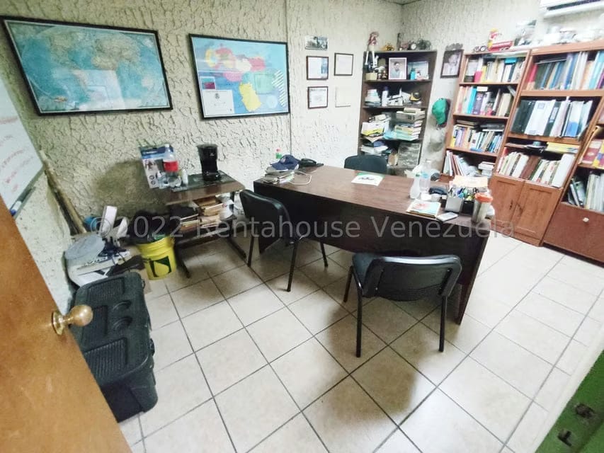 Comercial (Galpon - Deposito) en Venta en Zona Industrial 2, Lara - 19