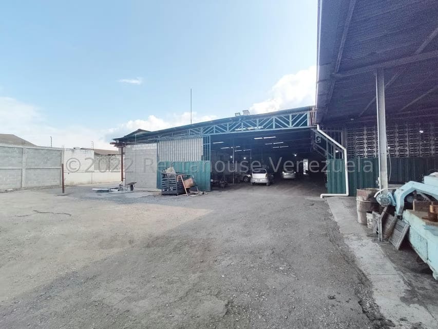 Comercial (Galpon - Deposito) en Venta en Zona Industrial 2, Lara - 31