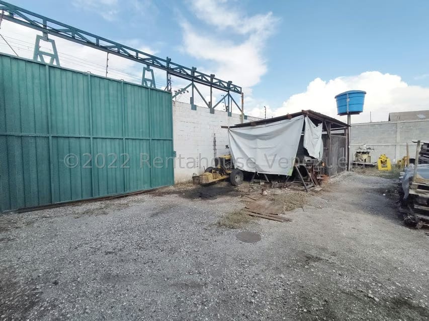 Comercial (Galpon - Deposito) en Venta en Zona Industrial 2, Lara - 34