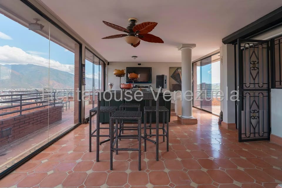 Apartamento (Multiples Niveles) en Venta en Colinas de Valle Arriba, Distrito Metropolitano - 25