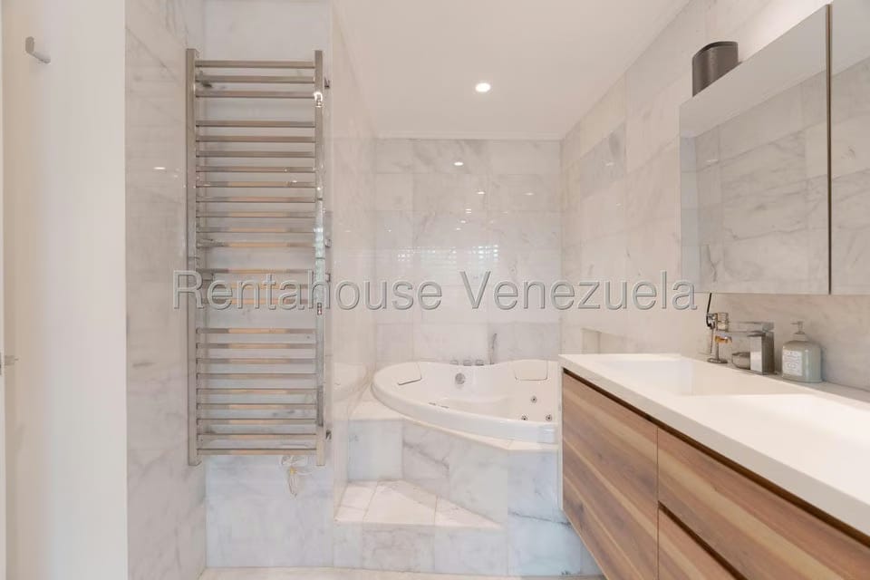 Apartamento (Duplex) en Venta en Altamira, Distrito Metropolitano - 53