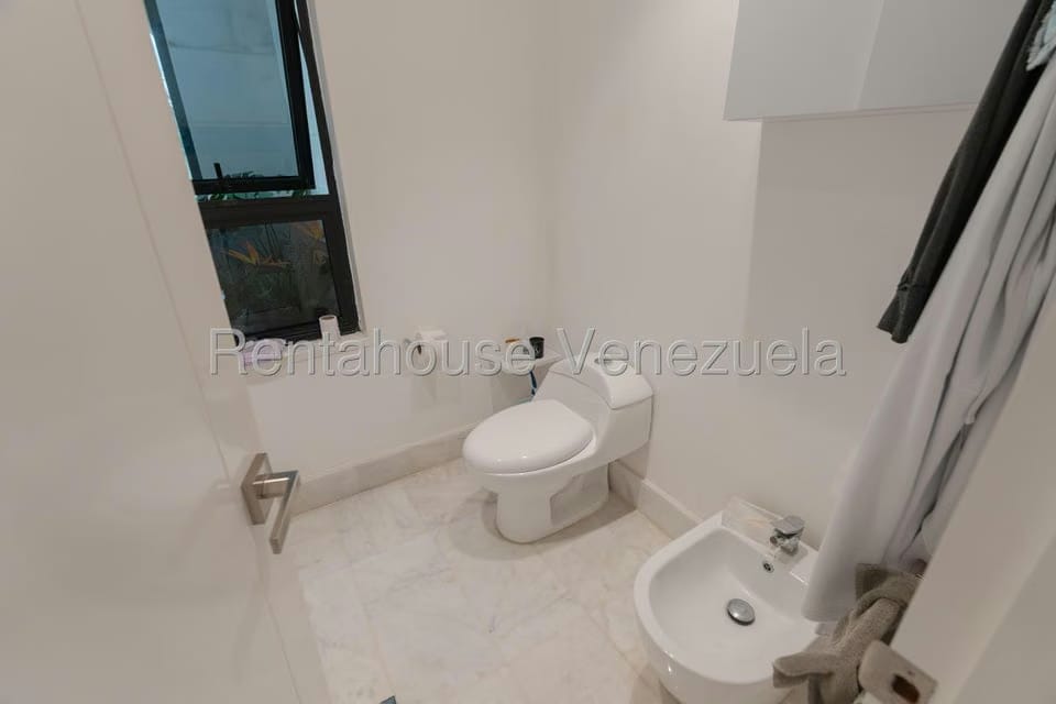 Apartamento (Duplex) en Venta en Altamira, Distrito Metropolitano - 55