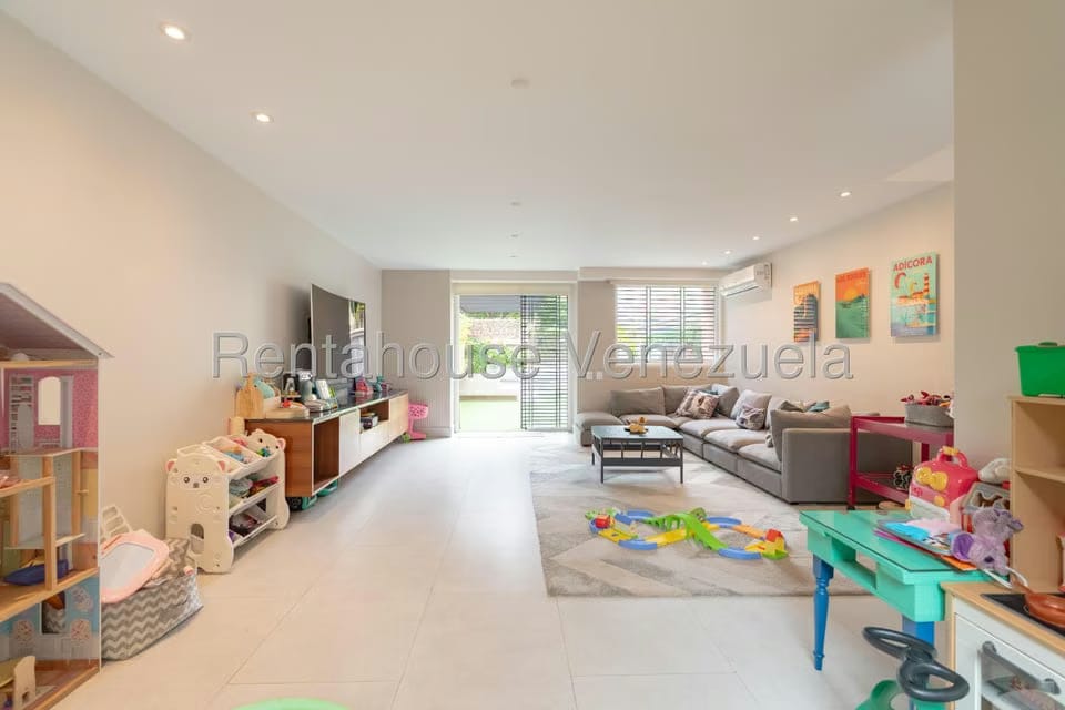 Apartamento (Duplex) en Venta en Altamira, Distrito Metropolitano - 62