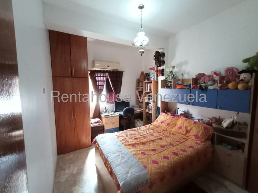 Apartamento (1 Nivel) en Venta en El Paraiso, Distrito Metropolitano - 23