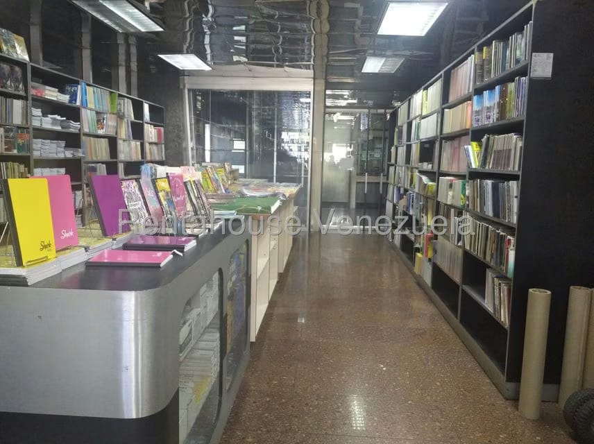 Comercial (Local Comercial) en Alquiler en San Martin, Distrito Metropolitano - 14